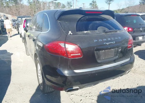 2011 Porsche Cayenne S из США, поврежденный, VIN WP1AB2A21BLA44986